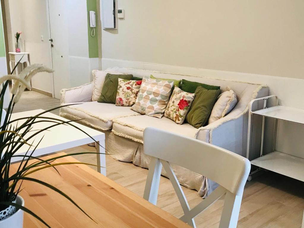 Wish Suite Gran Poder De Sevilla ภายนอก รูปภาพ